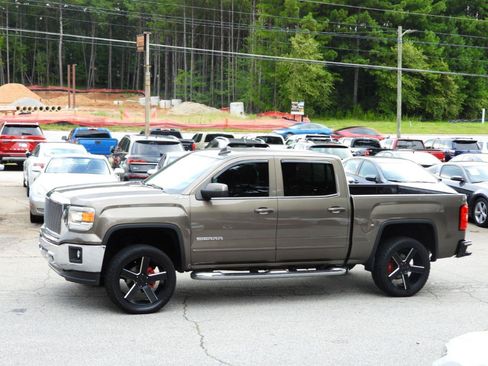 Used 2015 GMC Sierra 1500 SLE w/ SLE Value Package RWD image 3