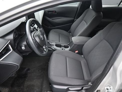 Used 2025 Toyota Corolla LE FWD image 21