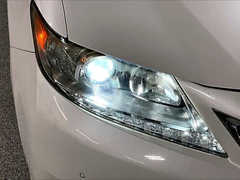Used 2014 Lexus ES 350 w/ Luxury Package FWD image 29