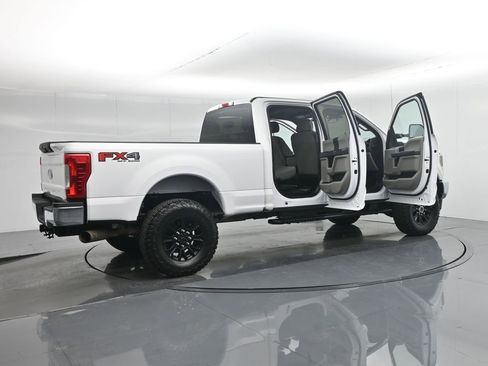 Used 2019 Ford F250 XL image 4