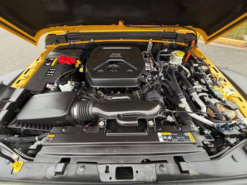 Certified 2021 Jeep Wrangler Unlimited Rubicon 4xe w/ Cold Weather Group image 16