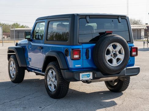 Used 2022 Jeep Wrangler Sport S image 5