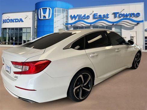 Used 2020 Honda Accord Sport image 8