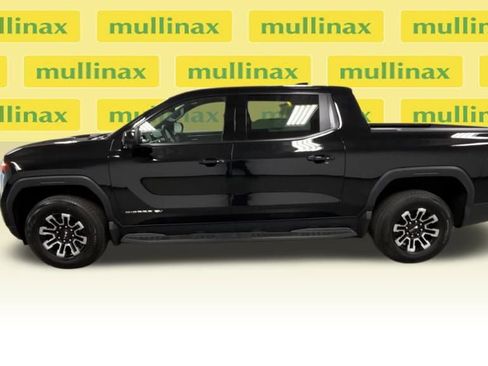 New 2026 GMC Sierra EV Elevation AWD/4WD image 42
