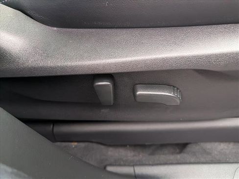 Used 2024 Subaru Ascent Touring image 13