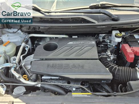 Used 2024 Nissan Rogue SV FWD image 17