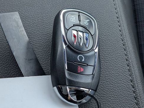New 2026 Buick Envista Sport Touring w/ Convenience I Package FWD image 32