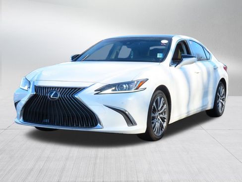 Used 2019 Lexus ES 350 w/ Premium Package image 3