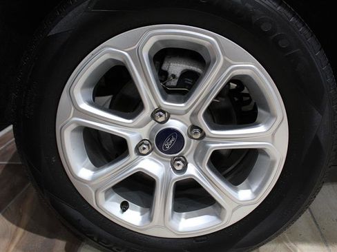 Used 2019 Ford EcoSport SE image 13
