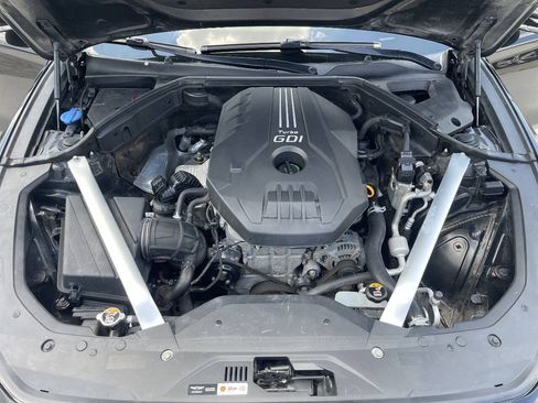 Used 2019 Genesis G70 2.0T Advanced RWD image 12