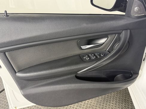 Used 2017 BMW M3 image 10