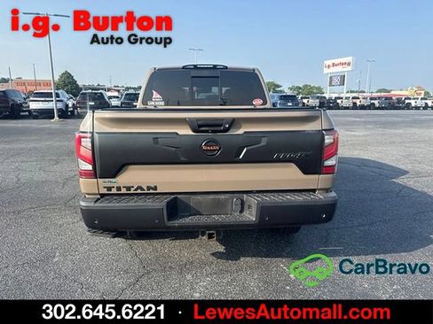 Used 2021 Nissan Titan PRO-4X w/ Pro-4x Convenience Package AWD/4WD image 4