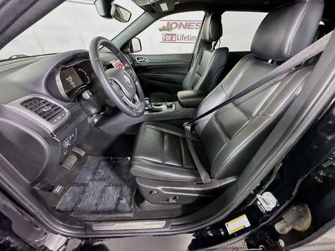 Used 2022 Jeep Grand Cherokee Limited AWD/4WD image 27