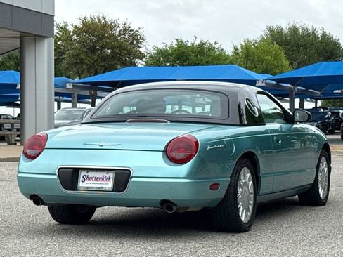 Used 2002 Ford Thunderbird RWD image 9