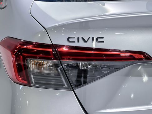 Used 2023 Honda Civic LX image 13
