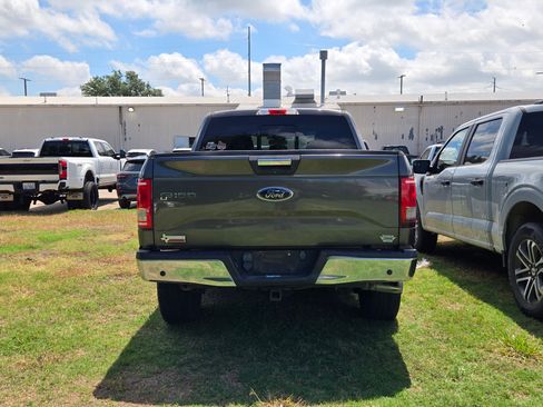 Used 2017 Ford F150 XLT w/ Equipment Group 302A Luxury AWD/4WD image 5