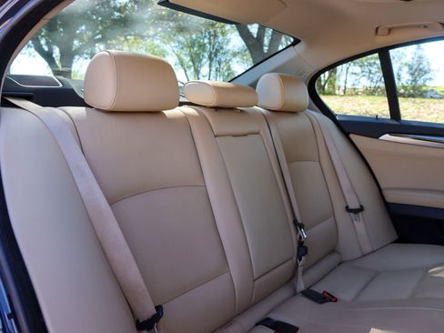 Used 2016 BMW 528i Sedan RWD image 19