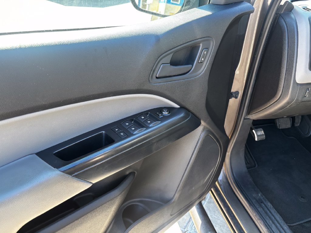 Used 2016 Chevrolet Colorado W/T w/ WT Convenience Package RWD image 22