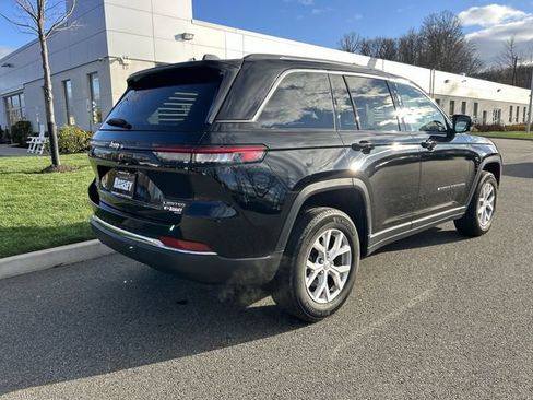 Used 2022 Jeep Grand Cherokee Limited AWD/4WD image 8