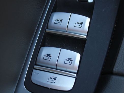 Used 2023 BMW X3 sDrive30i w/ Convenience Package image 18