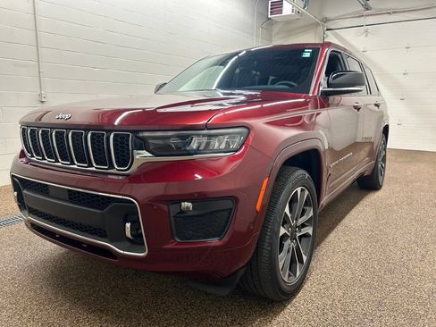Used 2023 Jeep Grand Cherokee L Overland AWD/4WD image 5