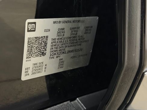 Certified 2024 GMC Yukon Denali image 41