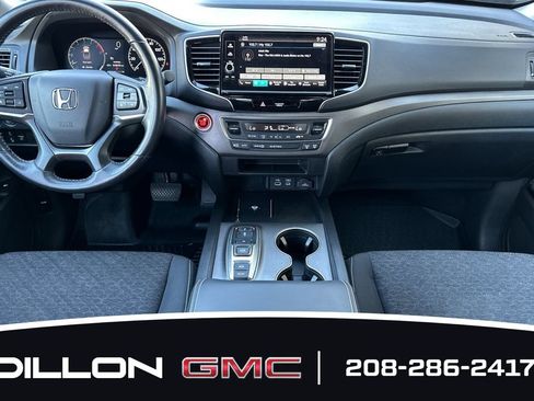 Used 2024 Honda Ridgeline Sport image 13