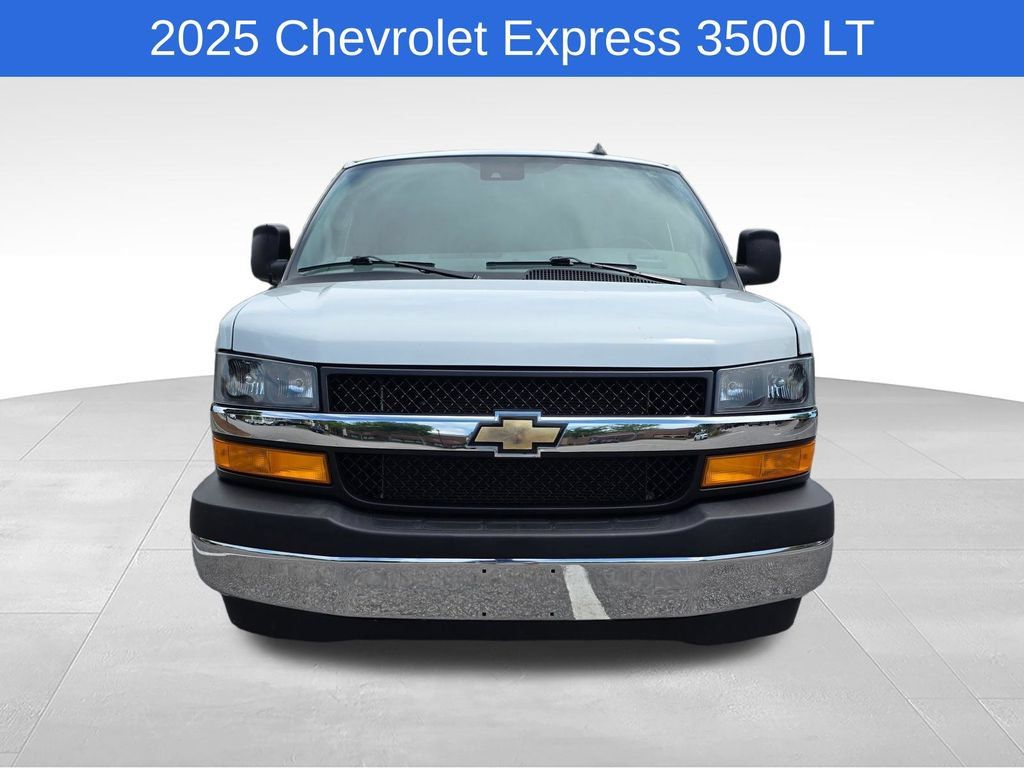 Used 2025 Chevrolet Express 3500 LT w/ LT Preferred Equipment Group RWD image 9