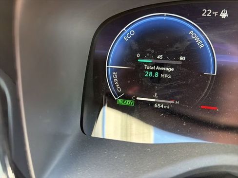 Used 2025 Toyota Camry XSE image 9