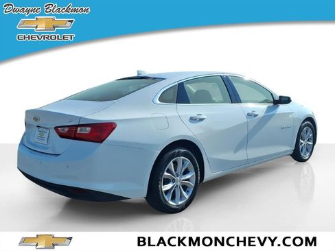 Used 2025 Chevrolet Malibu LT FWD image 3