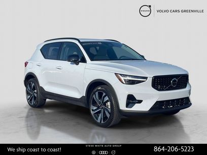 Certified 2026 Volvo XC40 B5 Ultra w/ Protection Package Premier