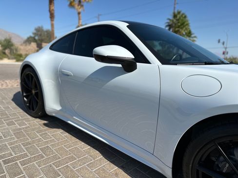 Used 2021 Porsche 911 Carrera RWD image 11