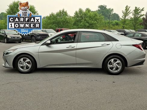 Used 2021 Hyundai Elantra SE FWD image 6