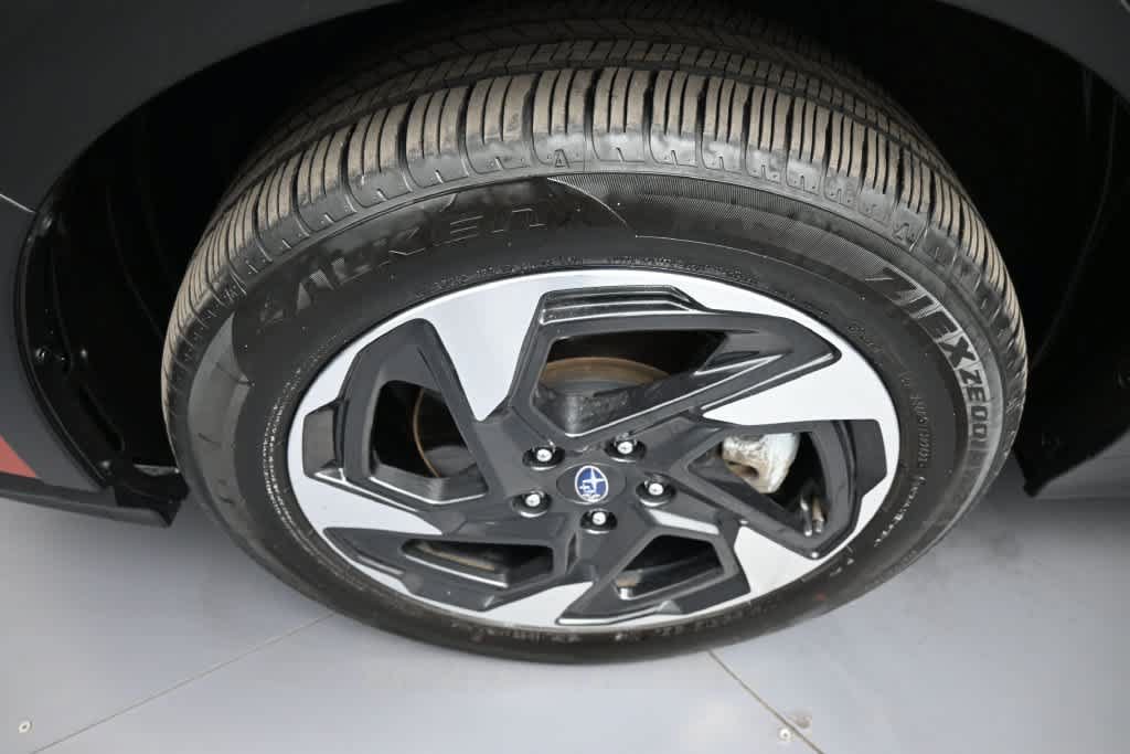Used 2024 Subaru Crosstrek 2.5i Limited AWD/4WD image 14