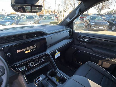 New 2026 GMC Sierra 1500 AT4X image 19