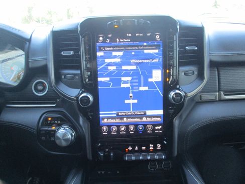 Used 2019 RAM 1500 Limited AWD/4WD image 17