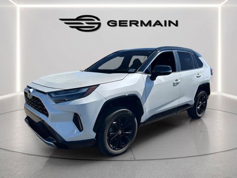 Used 2022 Toyota RAV4 XSE AWD/4WD image 3