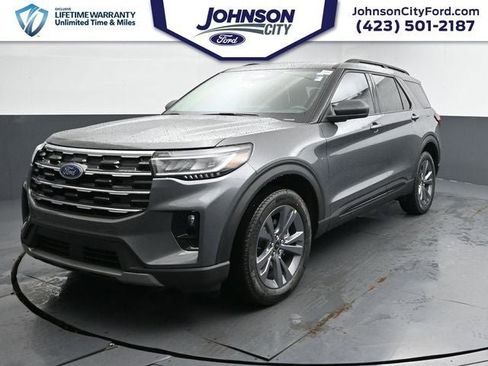 New 2026 Ford Explorer Active w/ Active Comfort Package image 5