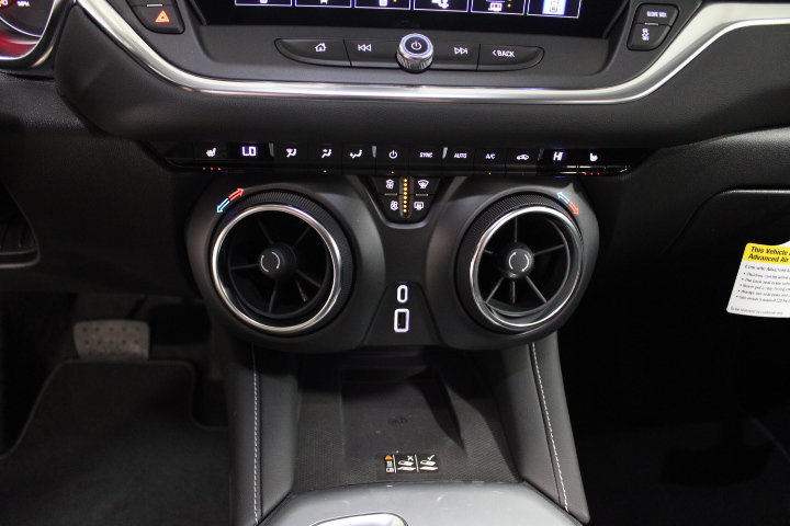 New 2026 Chevrolet Blazer LT w/ Sound & Technology Package AWD/4WD image 33