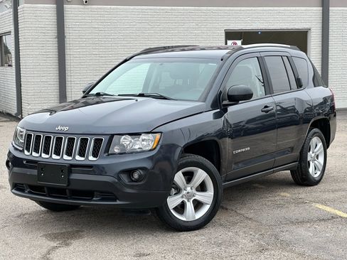 Used 2016 Jeep Compass Sport w/ Power Value Group image 2