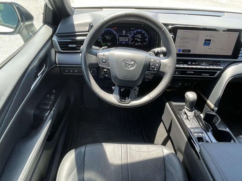 Used 2025 Toyota Camry XSE image 14