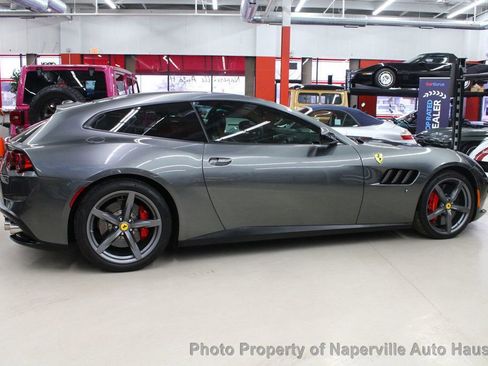Used 2017 Ferrari GTC4Lusso AWD image 80