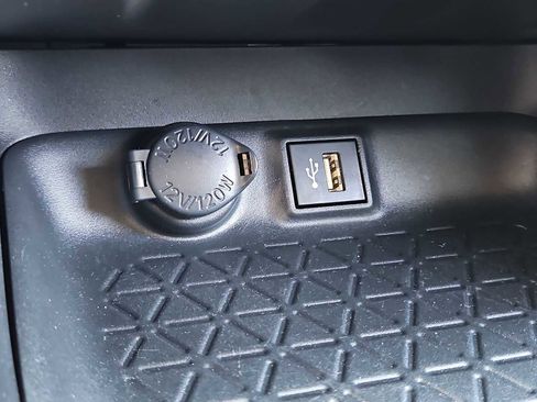 Used 2023 Toyota RAV4 LE FWD image 30