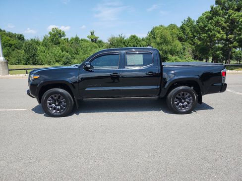 Used 2023 Toyota Tacoma Limited w/ Nightshade Package AWD/4WD image 2