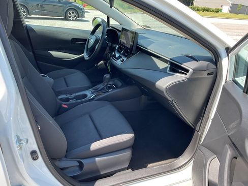 Used 2024 Toyota Corolla LE FWD image 16