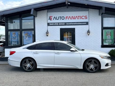 Used 2021 Honda Accord Touring image 1
