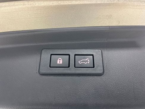 Used 2024 Subaru Outback Premium AWD/4WD image 36