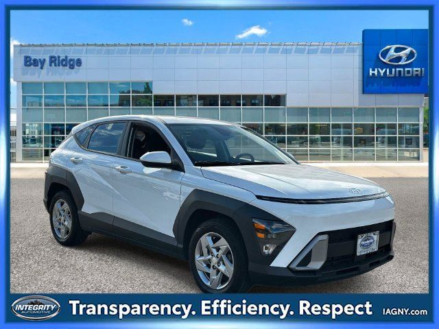 Used 2024 Hyundai Kona SE FWD image 1