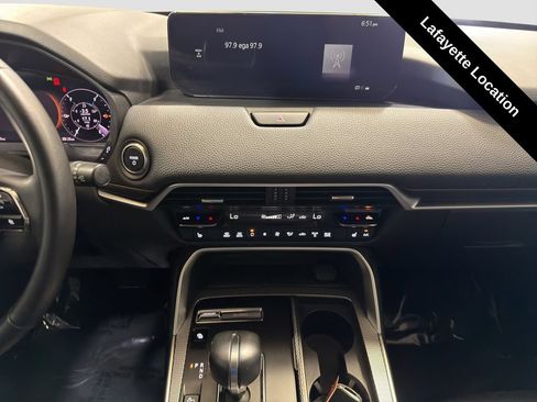 Used 2024 MAZDA CX-90 Plug-In Hybrid w/ Preferred AWD/4WD image 30