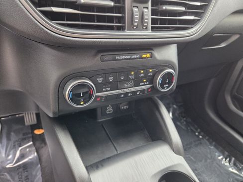 Used 2024 Ford Escape Active AWD/4WD image 24